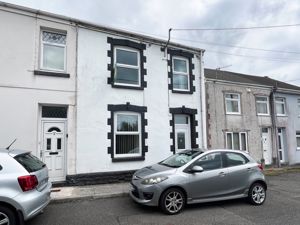 Photo 1- click for photo gallery